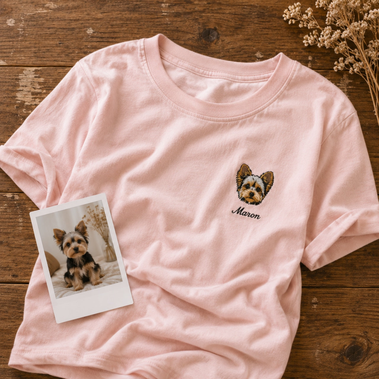 ヨークシャテリアの刺繍Ｔシャツの画像
