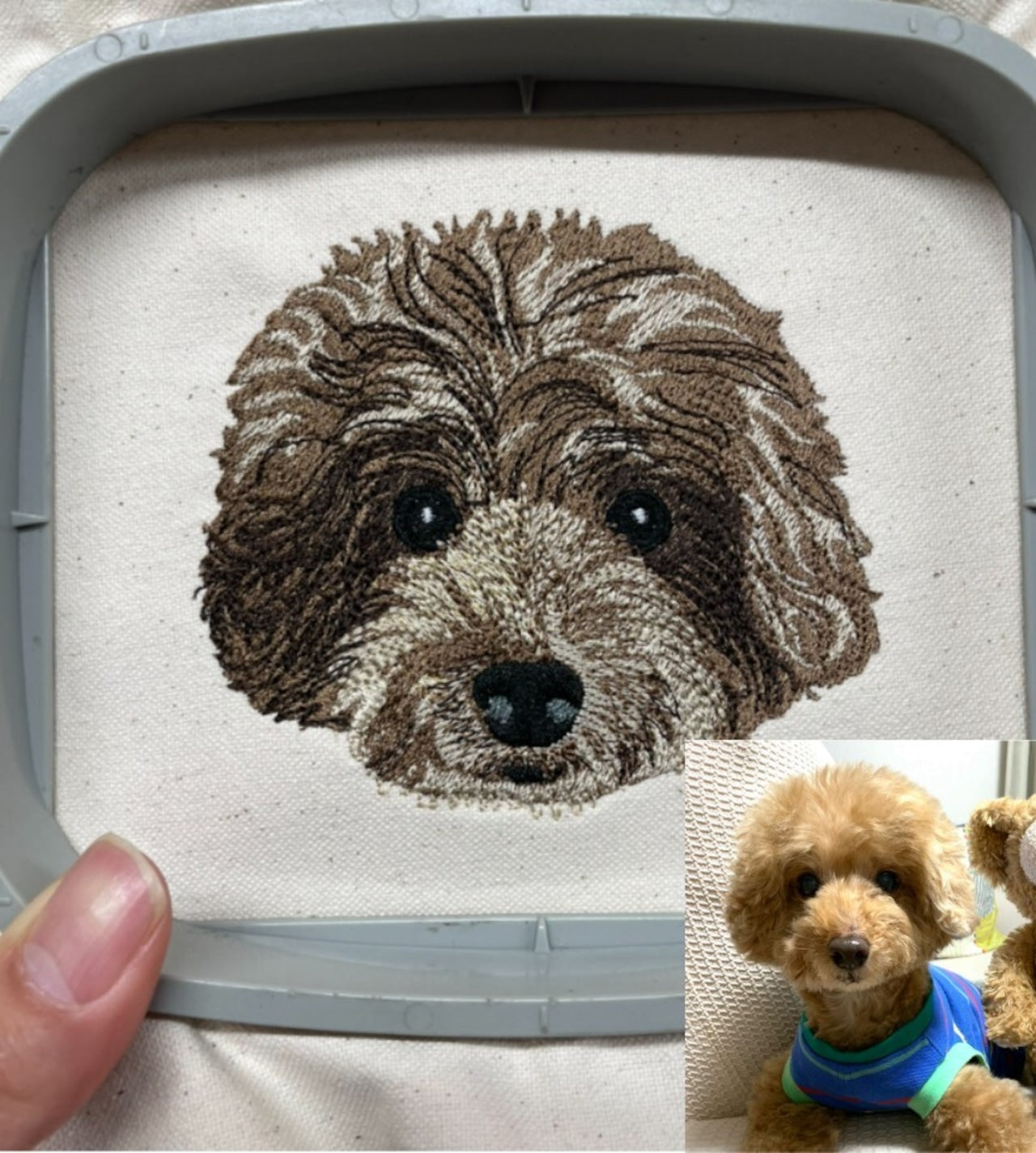 トイプードルの顔を刺繍した様子