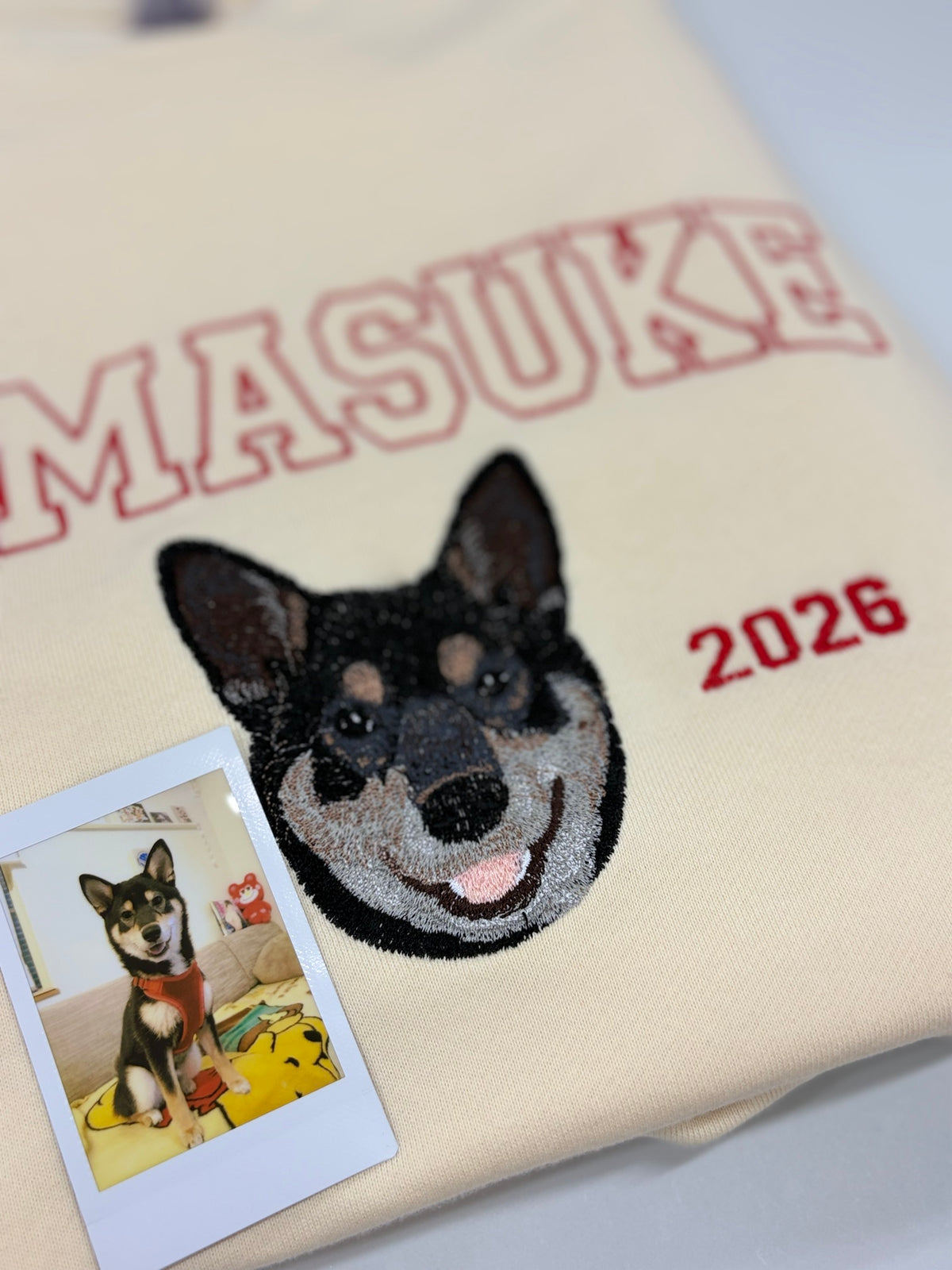 柴犬の刺繍とチェキ写真