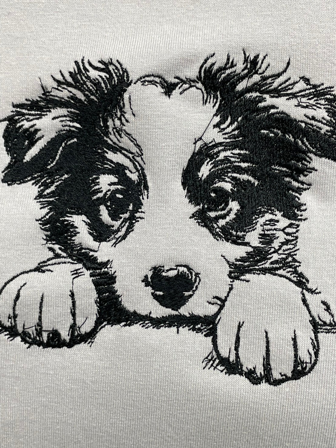 鉛筆デッサン DOG Tシャツ【多摩の刺繍屋オリジナル】