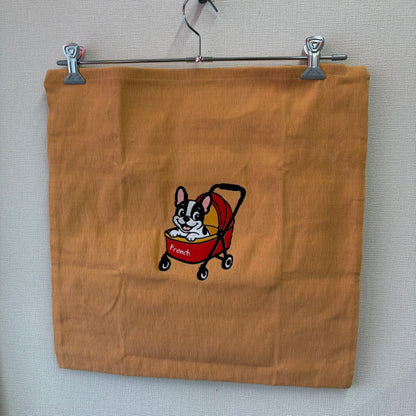 フレンチブルドッグ　海外アニメスタイル　刺繡クッションカバー
