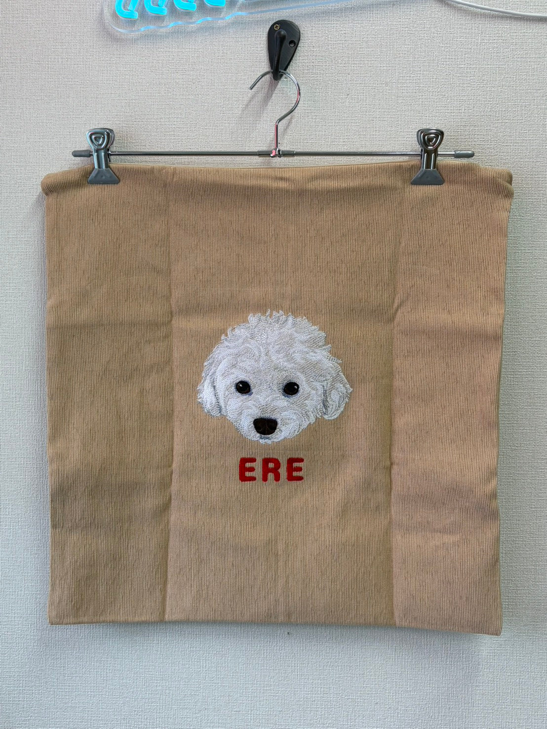 ペット刺繍　クッションカバー　リアルスタイル（顔 or 全身 １匹のみ）
