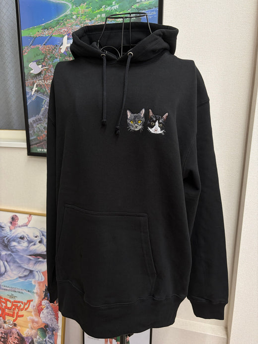 ワンポイント刺繍パーカー